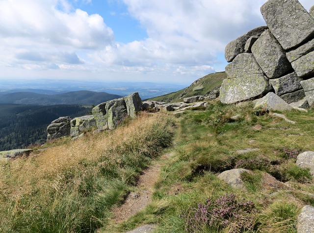 the-giant-mountains-747472_640